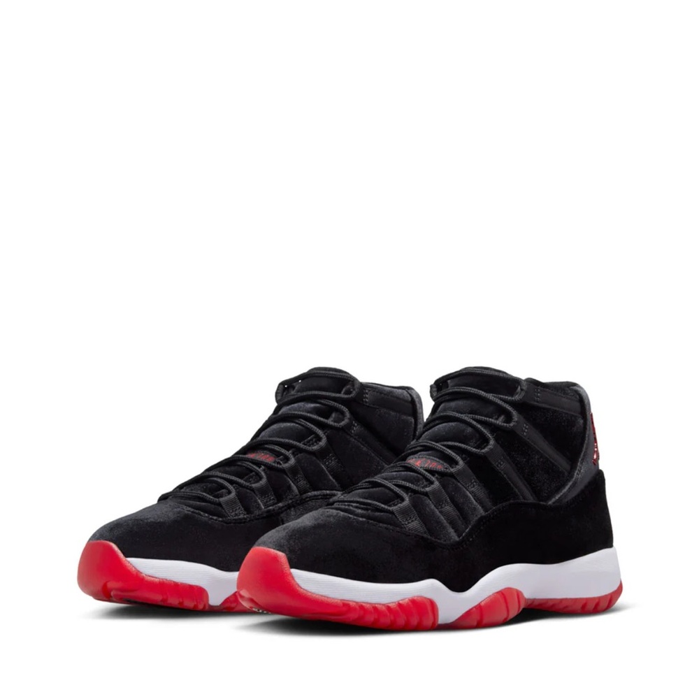 Air Jordan 11 Retro “Bred Velvet”